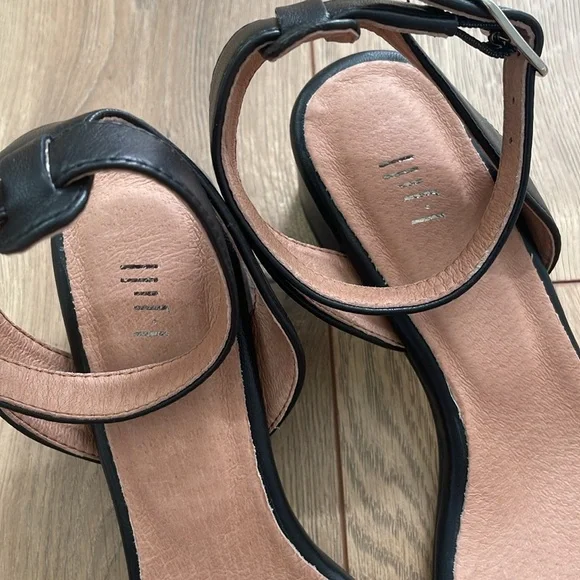 Black J. Jill Women's Sandals - Picture 4 of 11